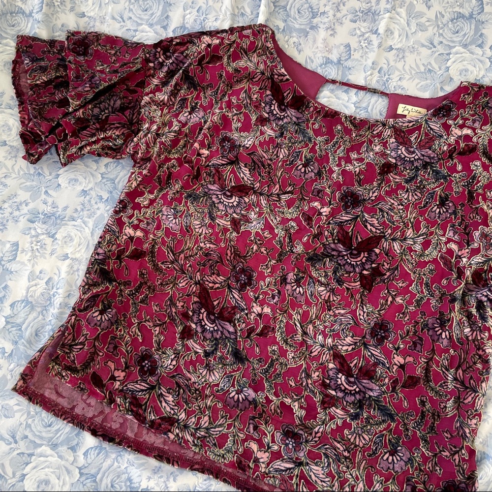 Lily White Small Burgundy Floral Tiered Ruffle Sleeved Velvet Top Back Cut Out